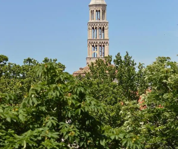 Luxury Living スプリト