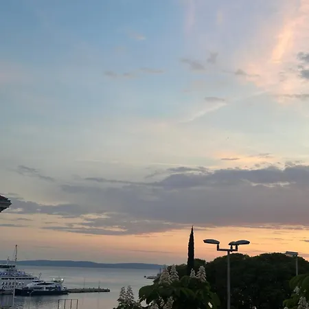 Luxury Living アパート スプリト